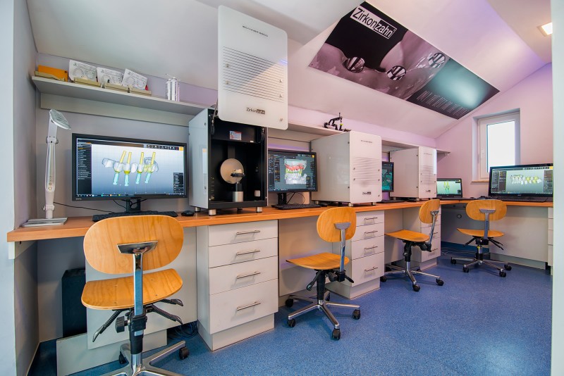 Hauseigenes Zahntechniklabor